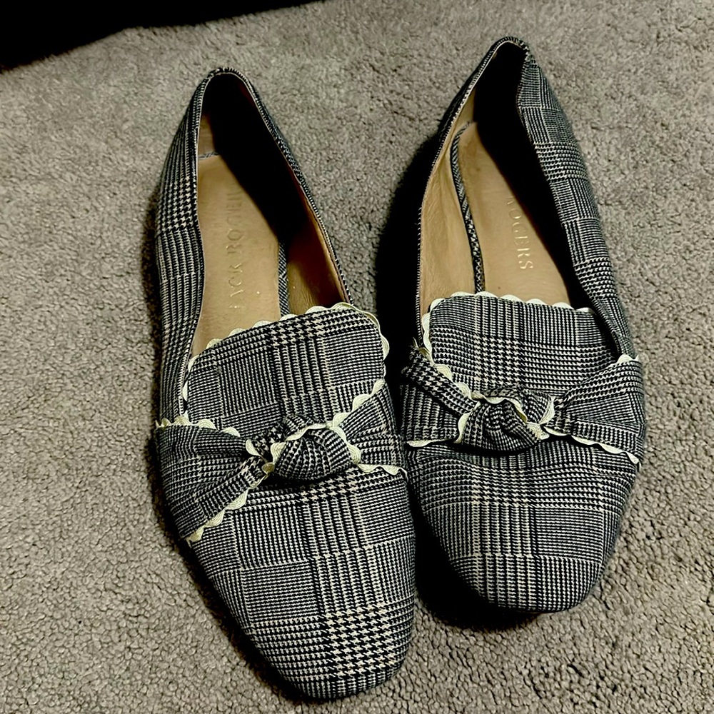Gently worn. Like new. Jack Rogers. Size 8